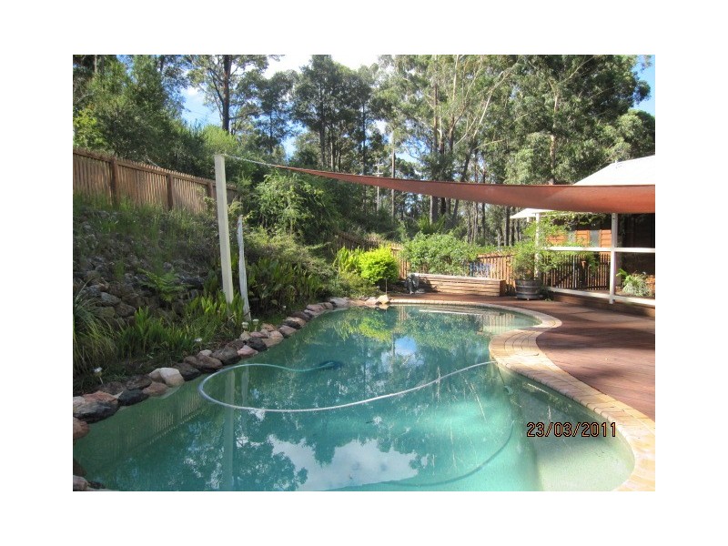 41 McArthur Drive, Falls Creek NSW 2540