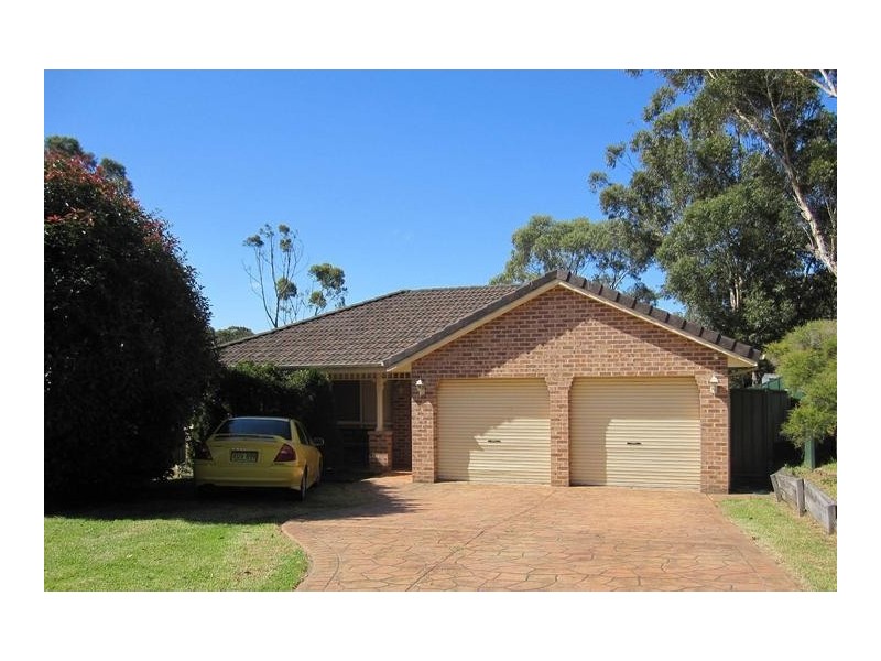 7B Rosewood Close, Nowra NSW 2541