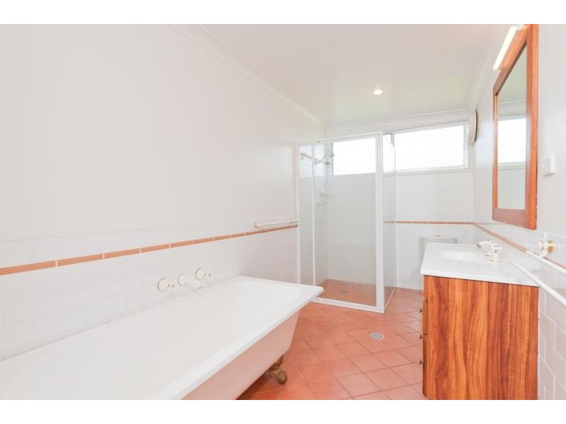 584 Greenwell Point Road, Nowra NSW 2541