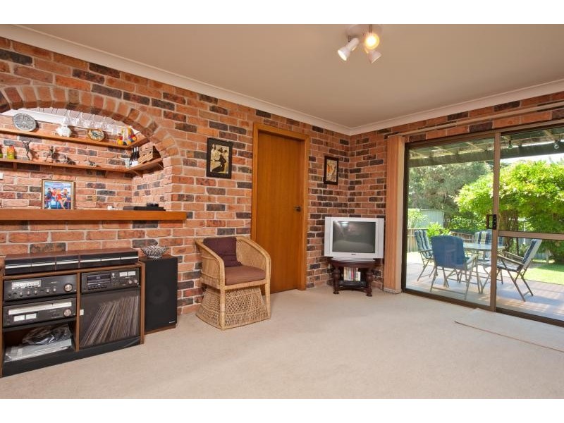 11 Nunkeri Place, North Nowra NSW 2541