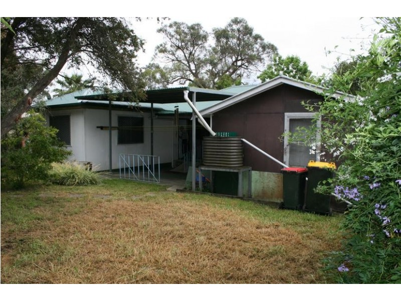 10 Knapp Avenue, Nowra NSW 2541