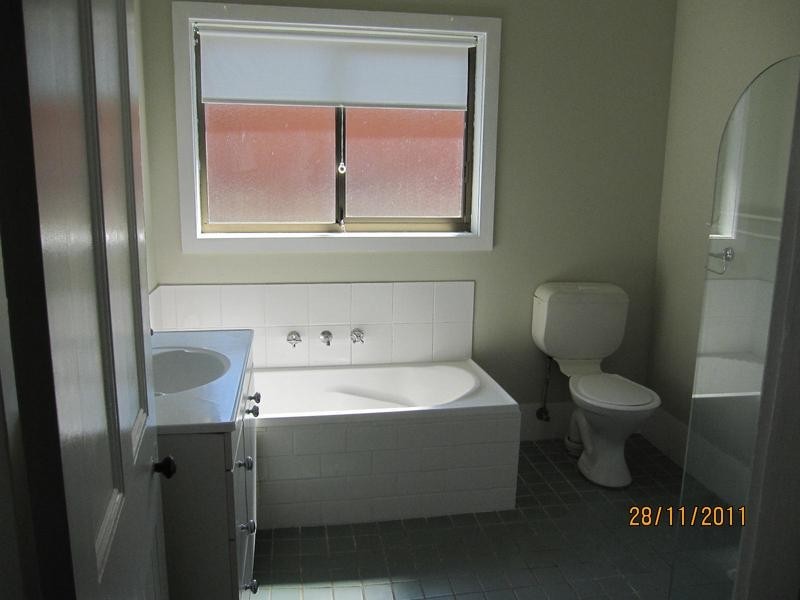 62 Albatross Road, Nowra NSW 2541
