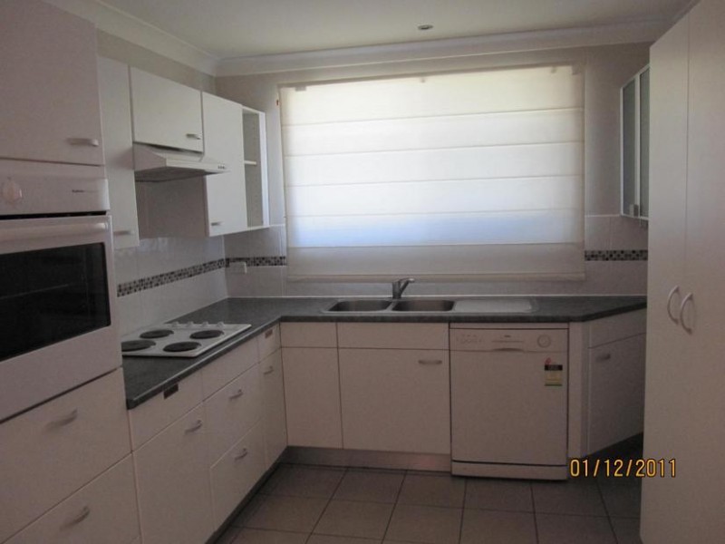 1/5 Jaycee Avenue, Nowra NSW 2541