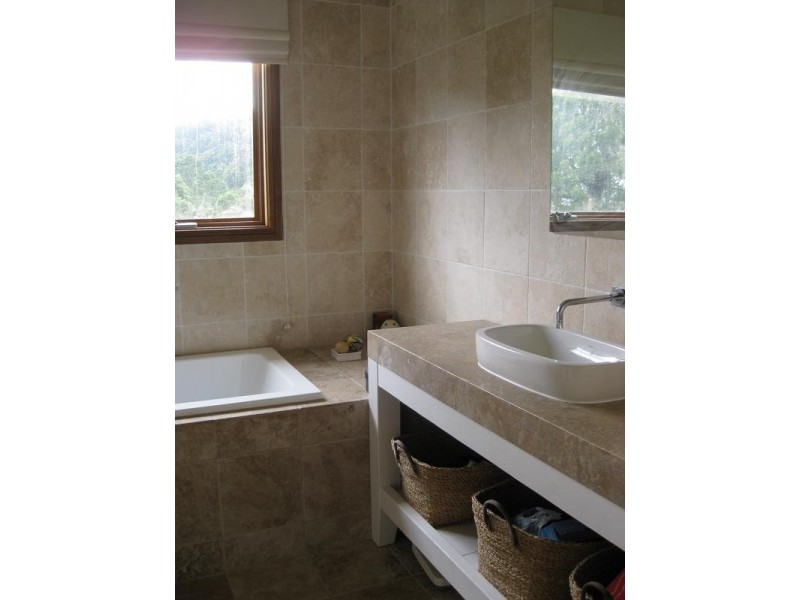 17 Carrington Road, Cambewarra NSW 2540