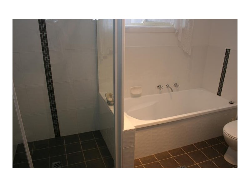 6 Basil Street, Worrigee NSW 2540