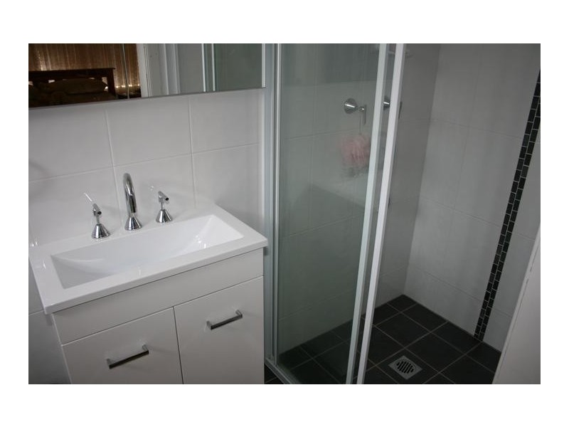 6 Basil Street, Worrigee NSW 2540