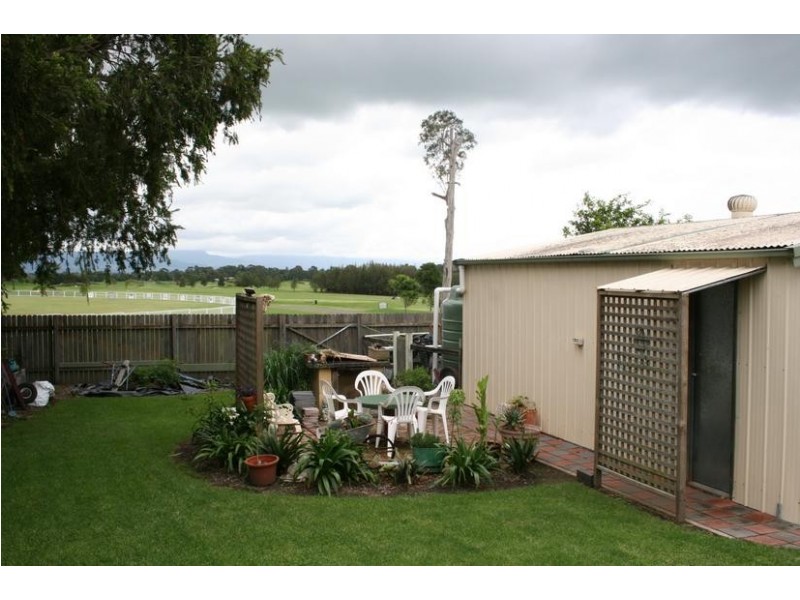 109 Greenwell Point Road, Worrigee NSW 2540