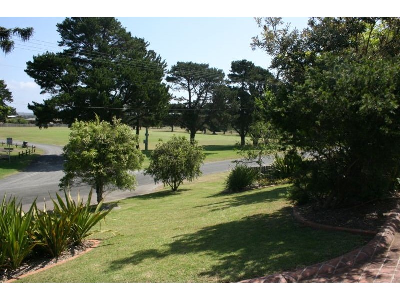 1/13 South Street, Greenwell Point NSW 2540