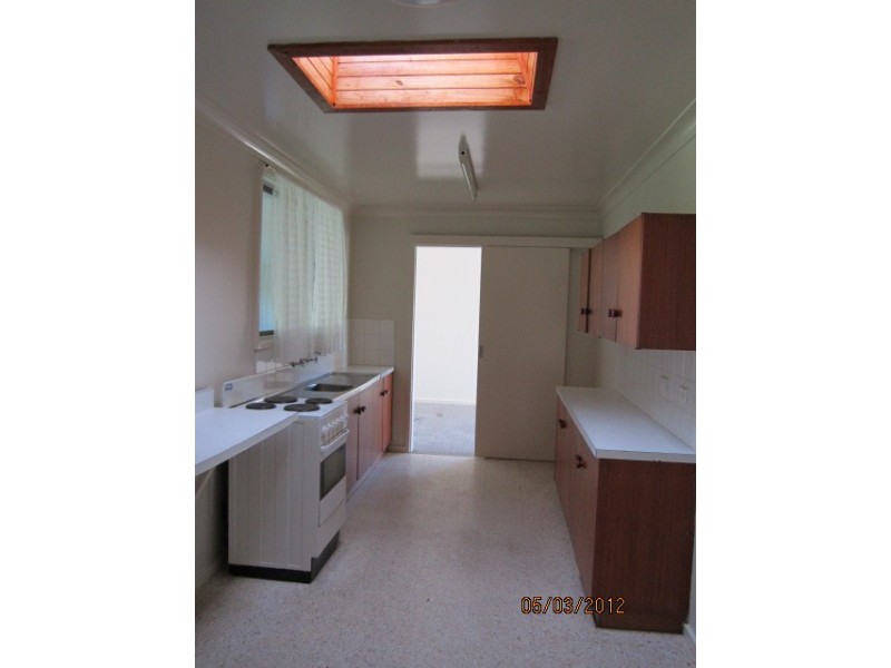 4 Allison Avenue, Nowra NSW 2541