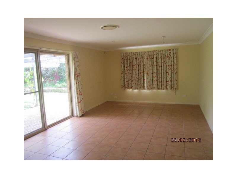 70 Plunkett Street, Nowra NSW 2541