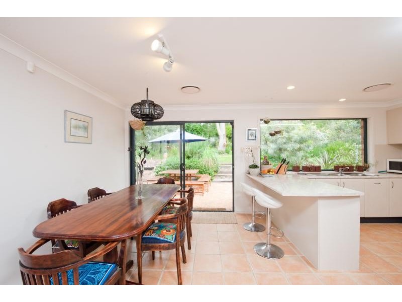 40 Brinawarr Street, Bomaderry NSW 2541