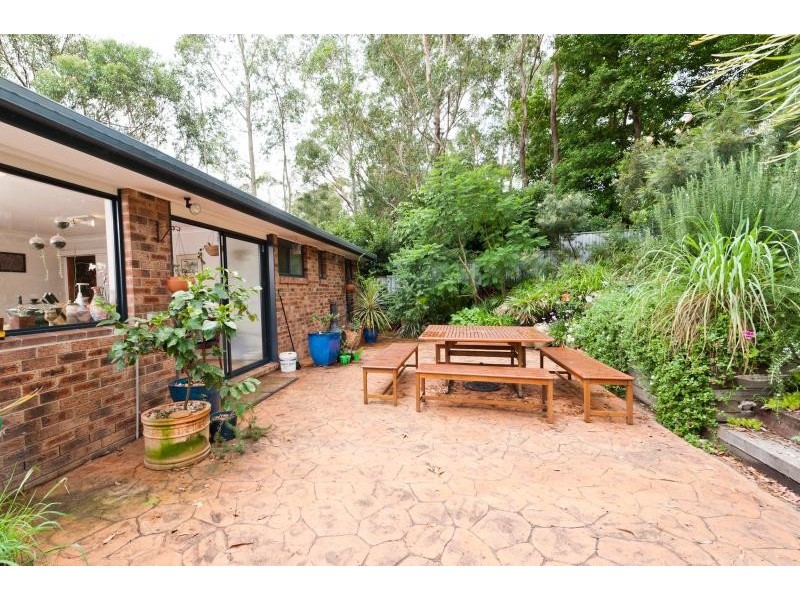 40 Brinawarr Street, Bomaderry NSW 2541