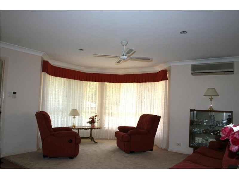 26 Sheraton Circuit, Bomaderry NSW 2541