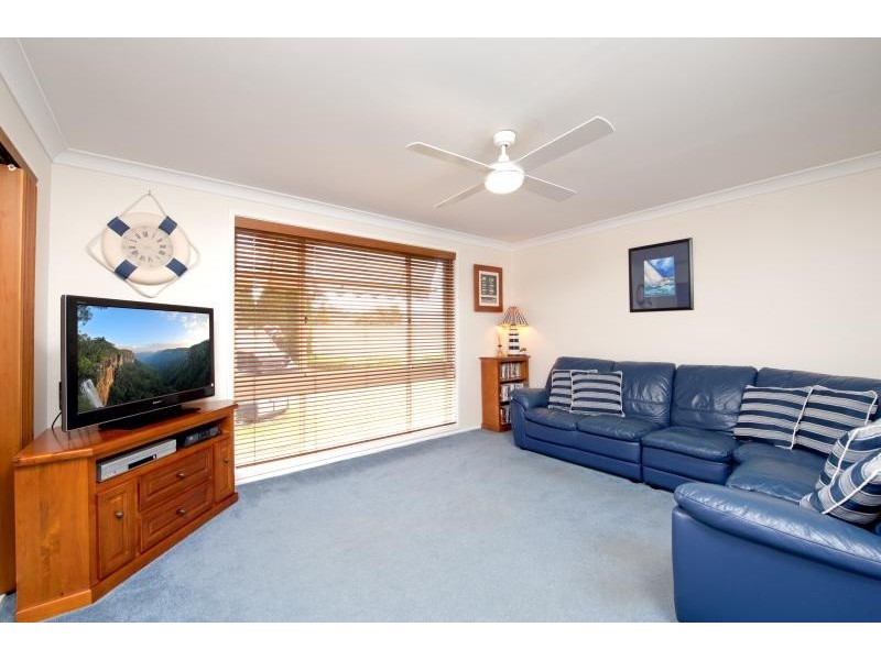 1 Cavalier Parade, Bomaderry NSW 2541
