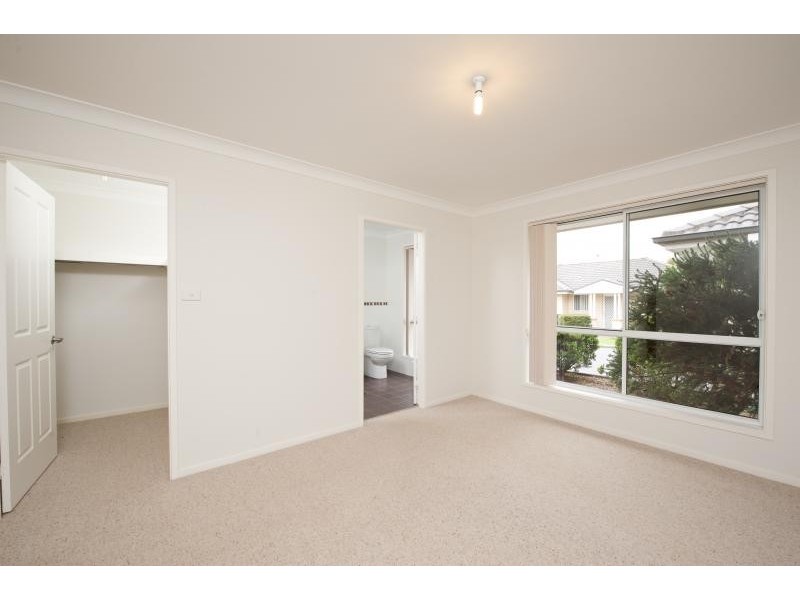 3/20 Lightwood Drive, West Nowra NSW 2541