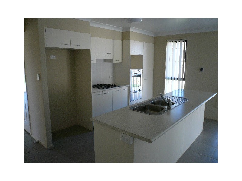 15 Golden Ash Close, Worrigee NSW 2540