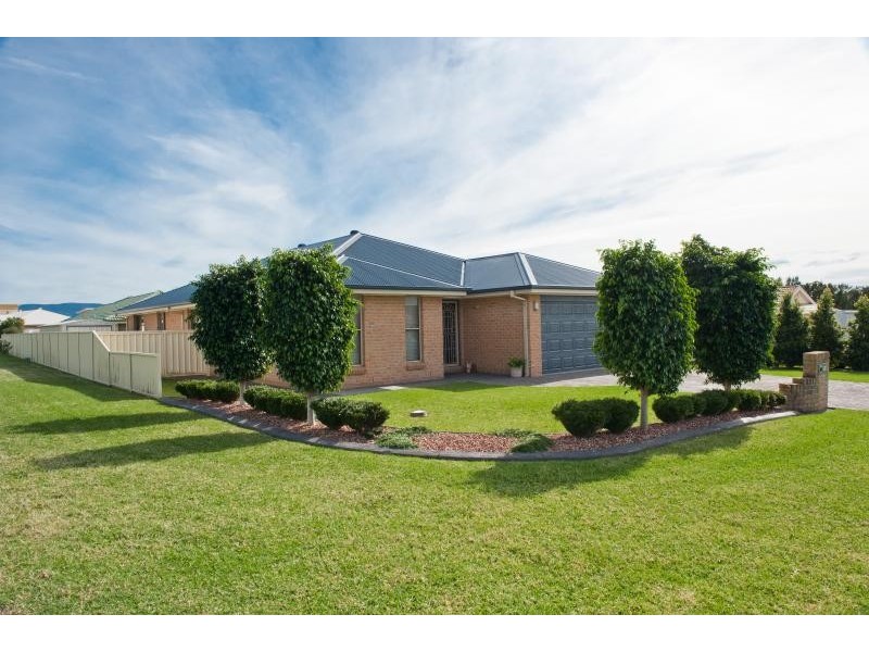 1 Stanbury Place, Worrigee NSW 2540