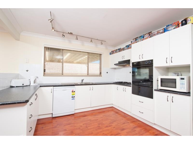 1 Stanbury Place, Worrigee NSW 2540