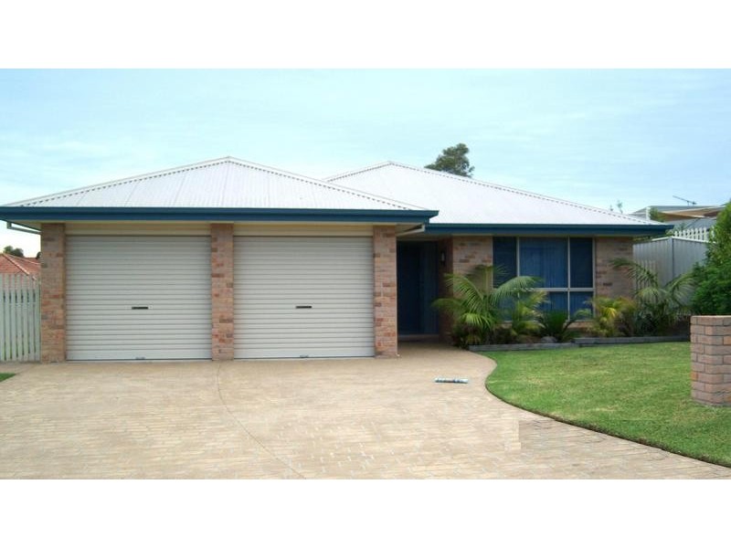 3 Freesia Crescent, Bomaderry NSW 2541