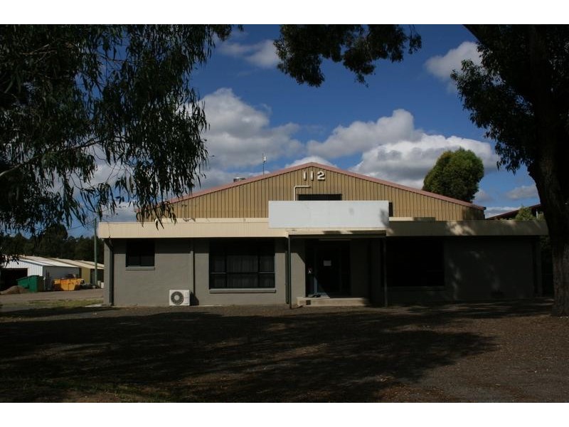 112 Albatross Road, Nowra NSW 2541