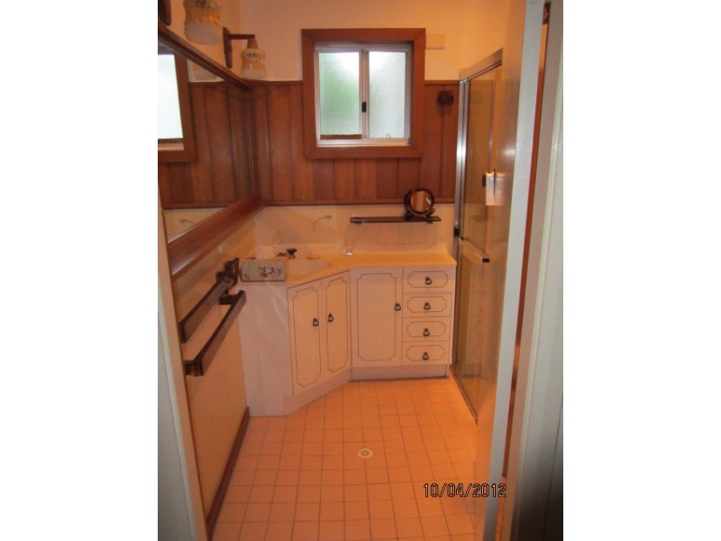 14 Mulgen Crescent, Bomaderry NSW 2541