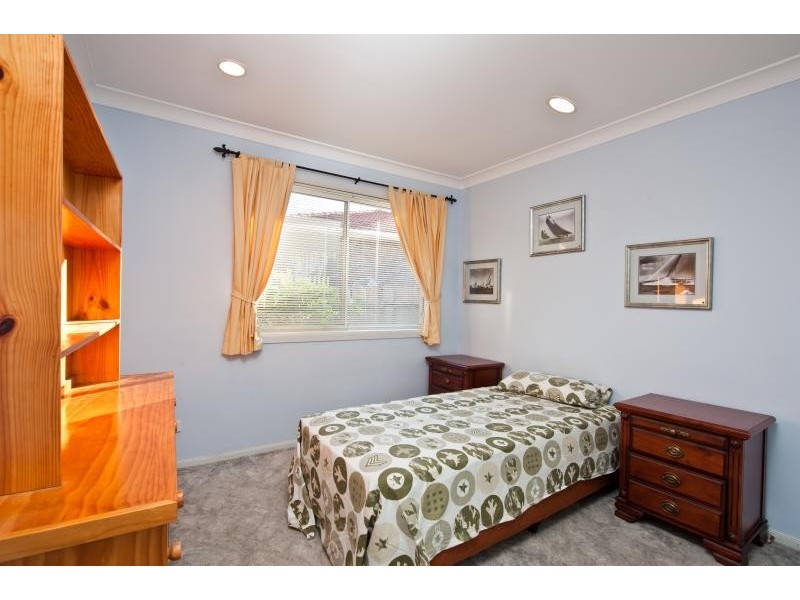 4 Narrien Place, North Nowra NSW 2541