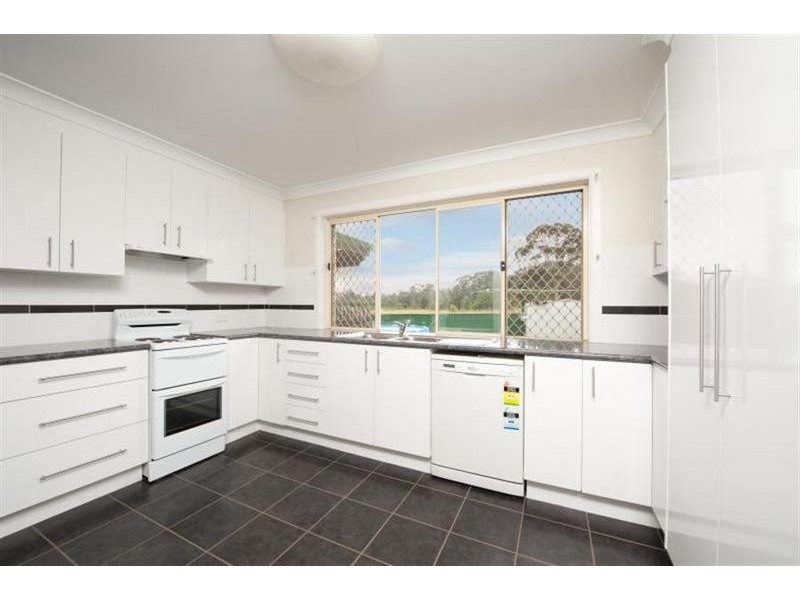 6 Basil Street, Worrigee NSW 2540