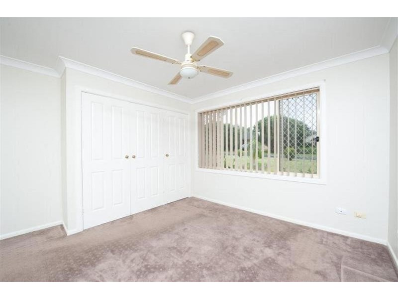 6 Basil Street, Worrigee NSW 2540