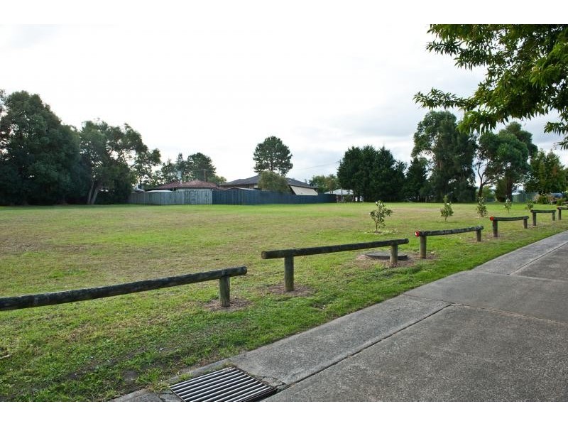 4 Vance Place, North Nowra NSW 2541