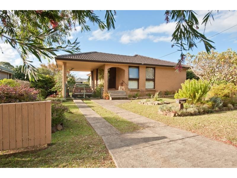 121 West Birriley Street, Bomaderry NSW 2541