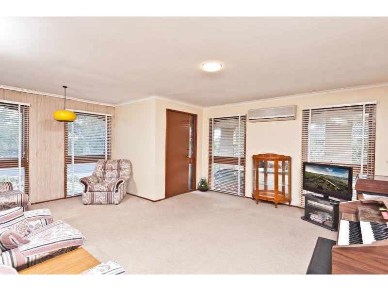 121 West Birriley Street, Bomaderry NSW 2541
