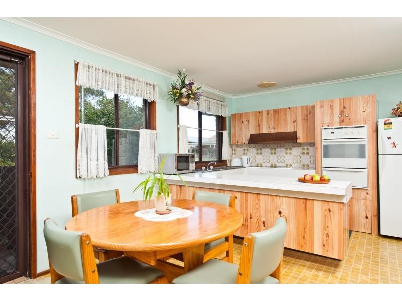 121 West Birriley Street, Bomaderry NSW 2541