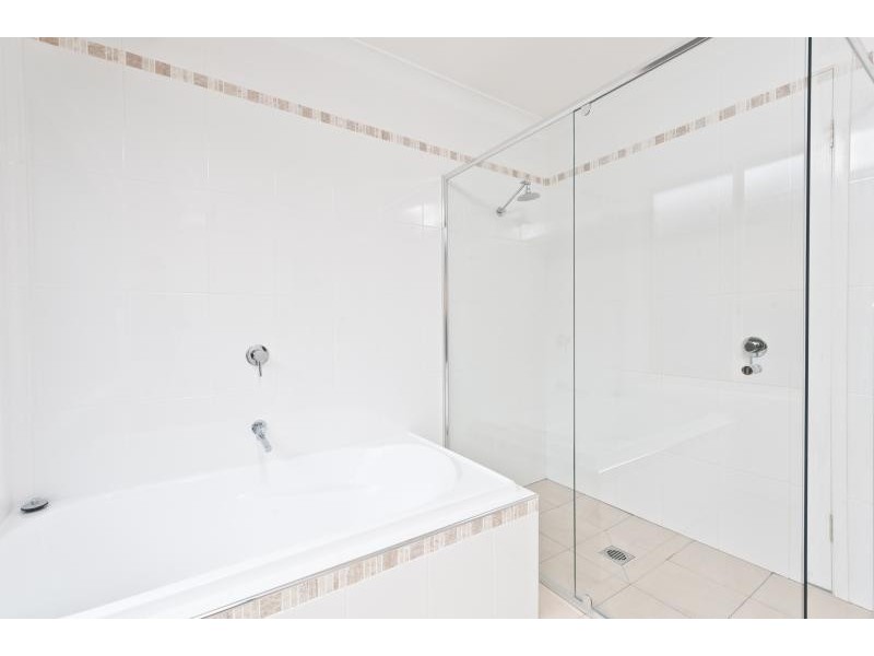 1 Cavalier Parade, Bomaderry NSW 2541