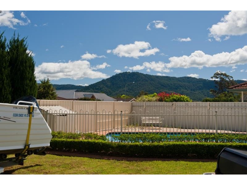 1 Cavalier Parade, Bomaderry NSW 2541