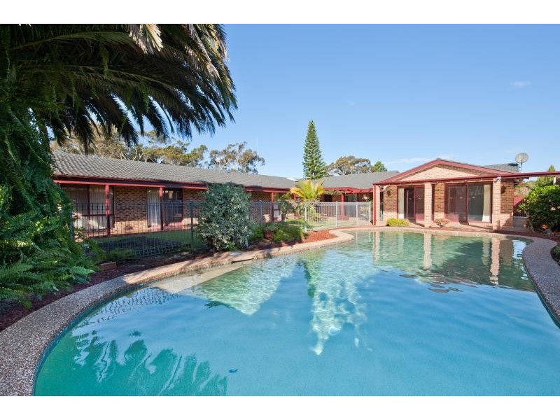 15 Cavalier Parade, Bomaderry NSW 2541