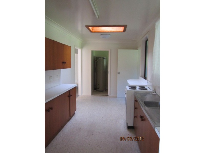 4 Allison Avenue, Nowra NSW 2541