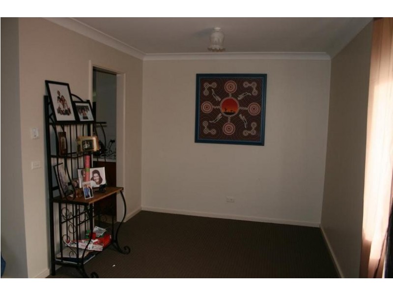 4 Allison Avenue, Nowra NSW 2541