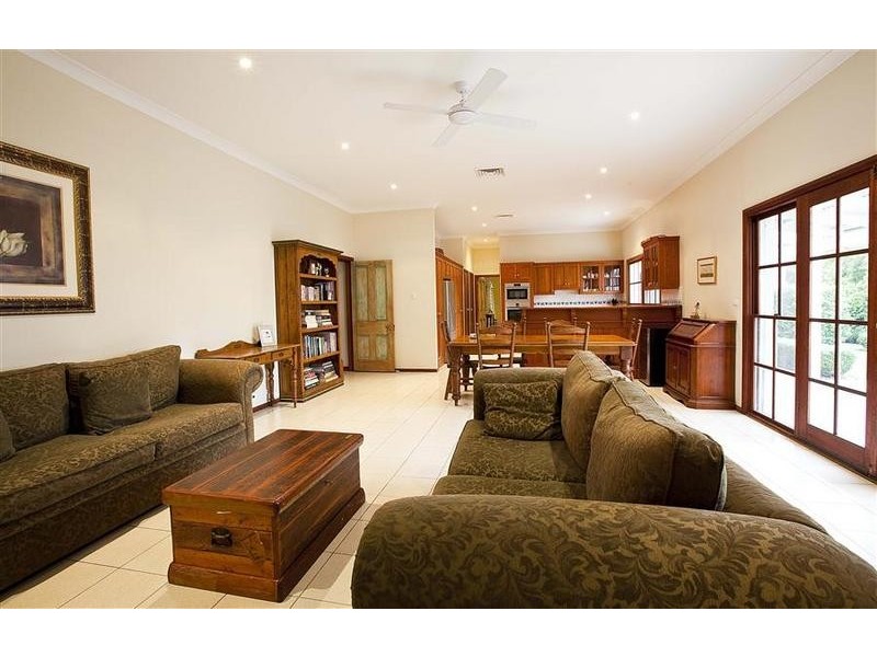 2 Maculata Close, Cambewarra NSW 2540