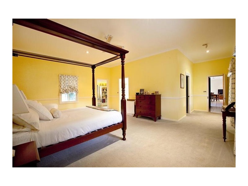 2 Maculata Close, Cambewarra NSW 2540