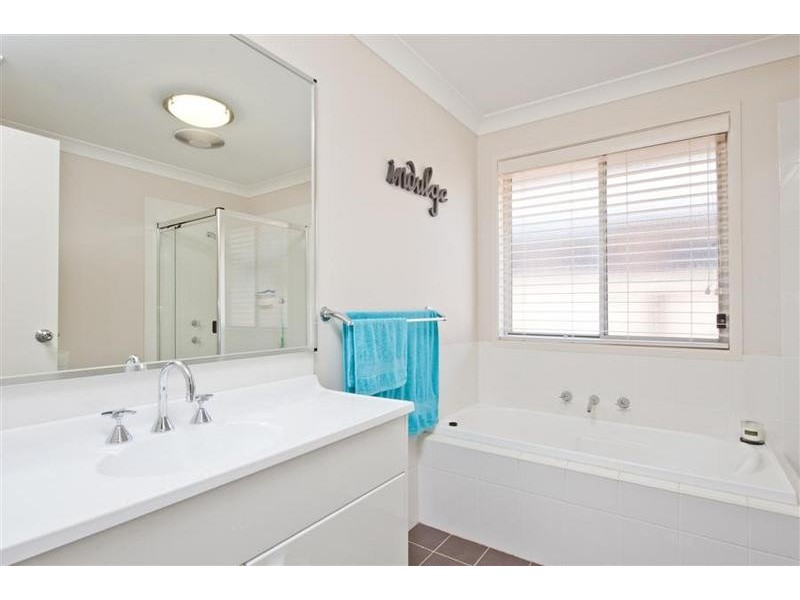 1B Karana Drive, North Nowra NSW 2541