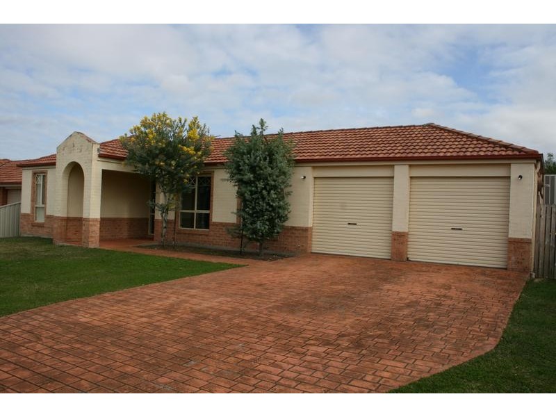 76 Sophia Road, Worrigee NSW 2540