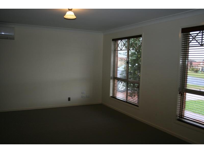 76 Sophia Road, Worrigee NSW 2540