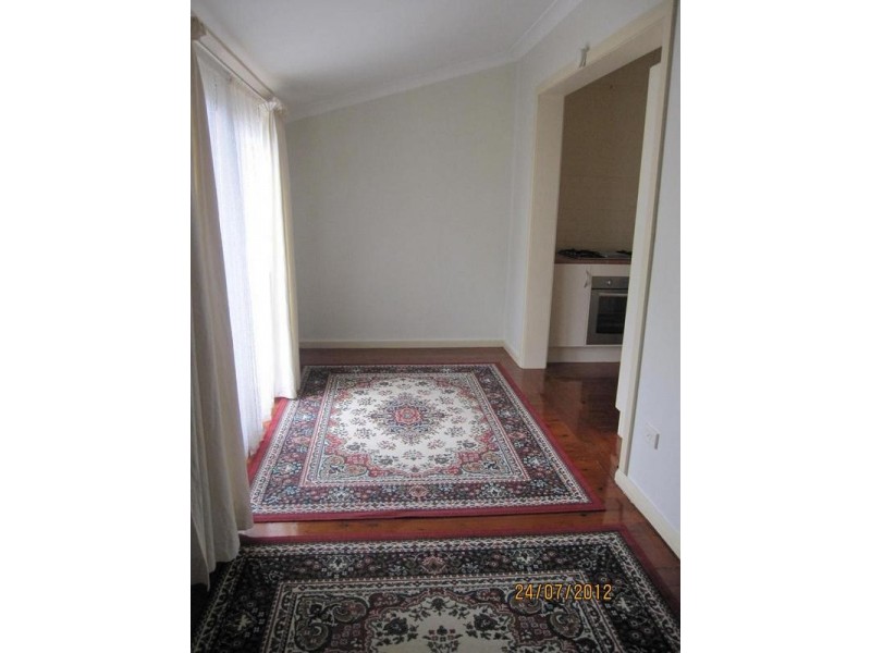 17 Cambewarra Road, Bomaderry NSW 2541