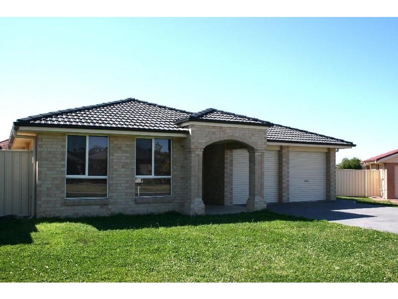 30 Golden Ash Close, Worrigee NSW 2540