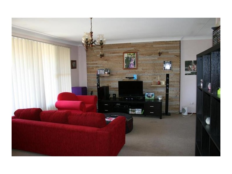 1 & 2/63 Wallace Street, Nowra NSW 2541