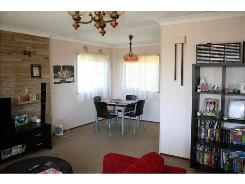 1 & 2/63 Wallace Street, Nowra NSW 2541