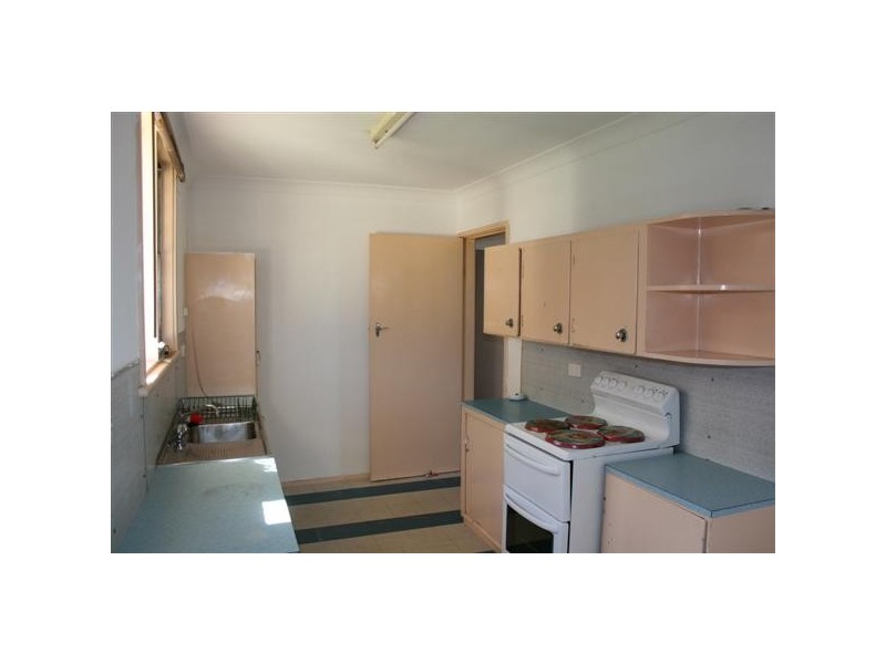 1 & 2/63 Wallace Street, Nowra NSW 2541