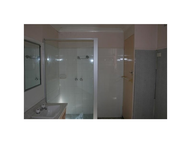 1 & 2/63 Wallace Street, Nowra NSW 2541