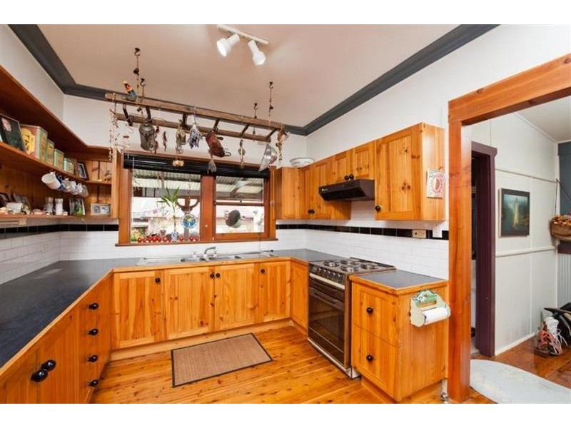 12 North Street, Nowra NSW 2541