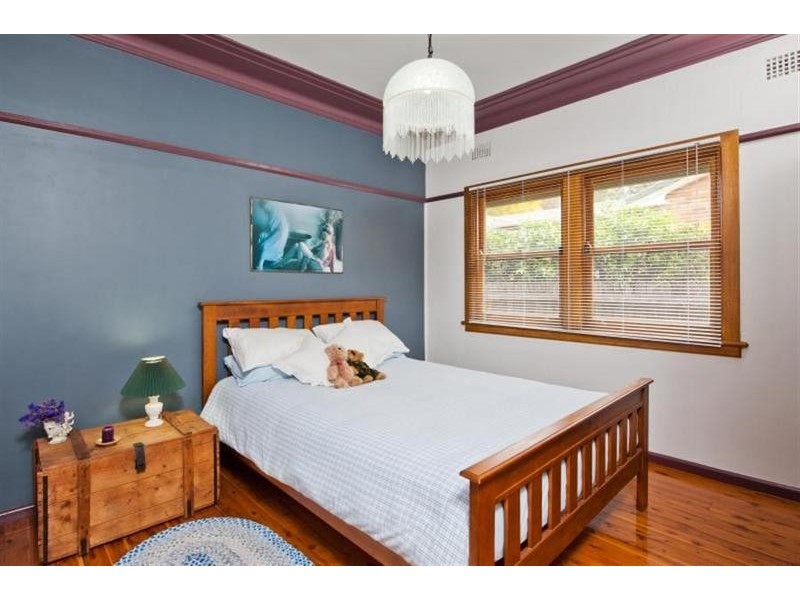 12 North Street, Nowra NSW 2541